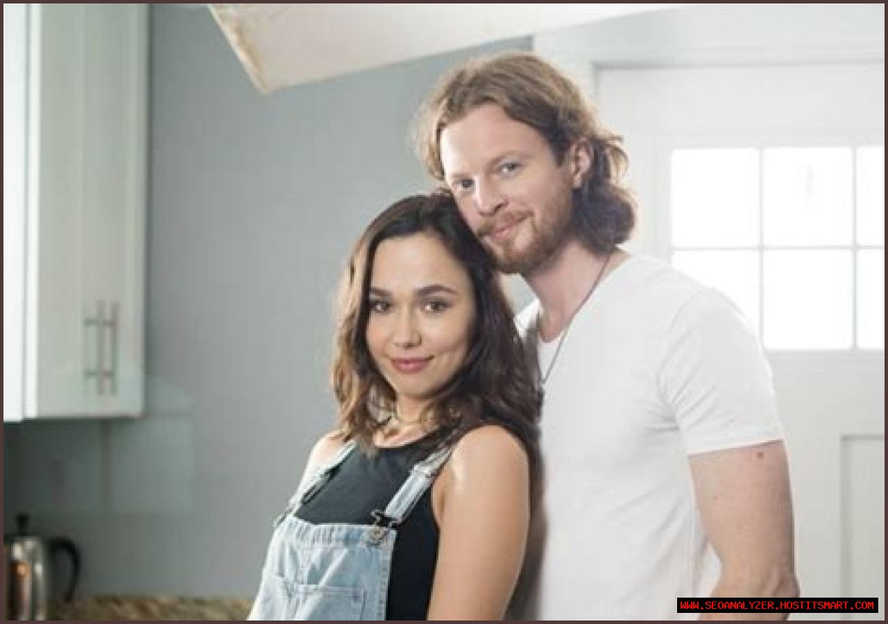 Who is Austin Brown Dating Now?