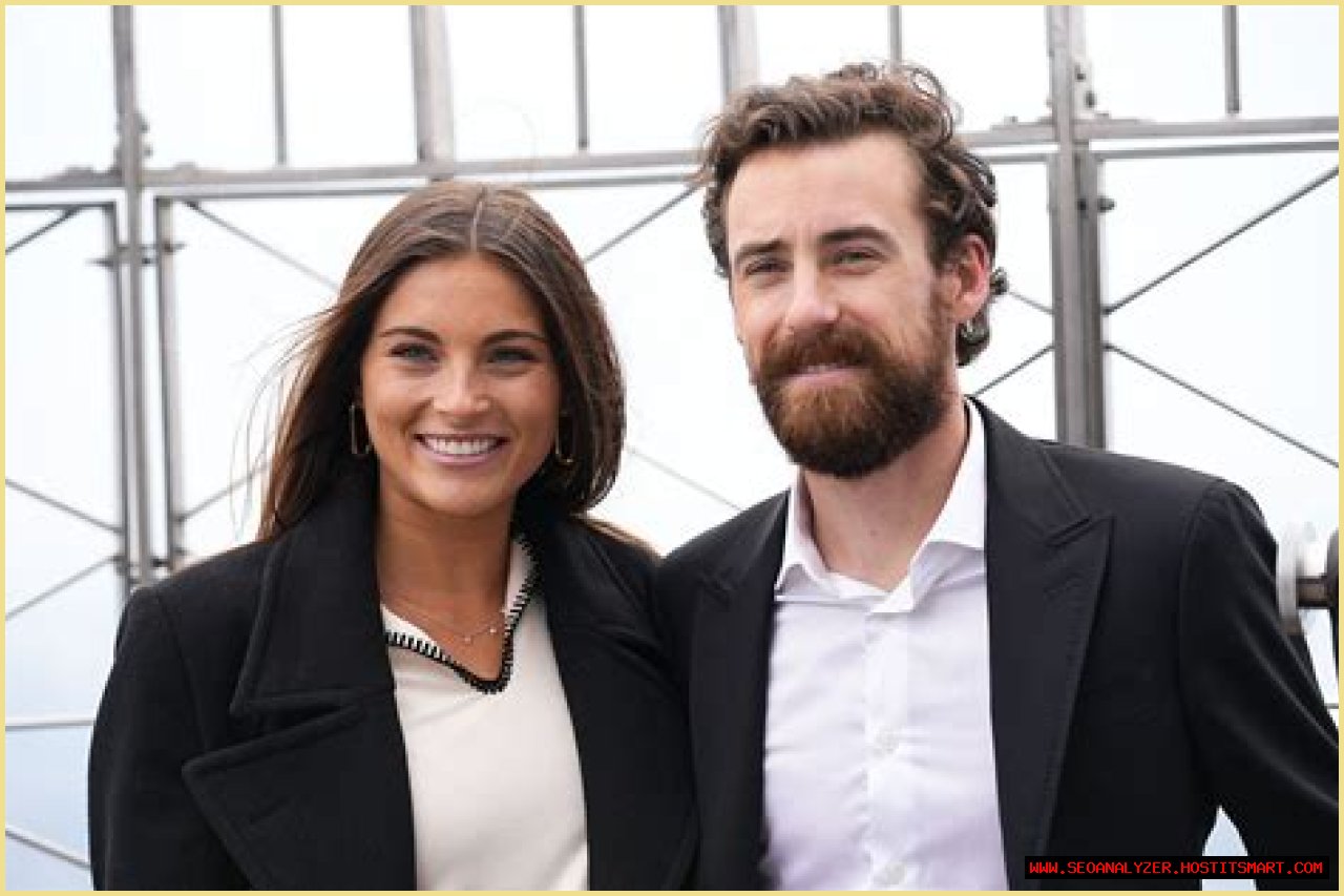 Who is Ryan Howard Dating Now